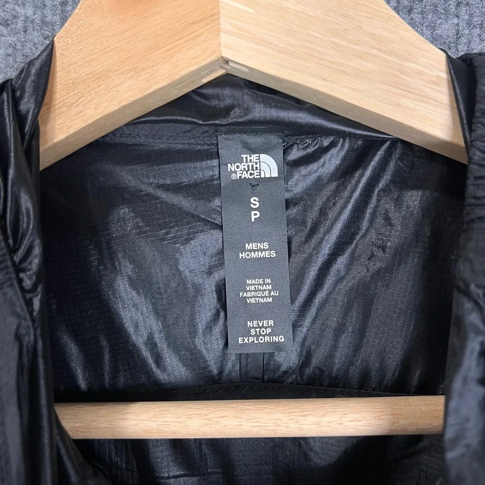 The North Face Windbreaker Jacket Mens Small Black Excellent Full Zip Hooded